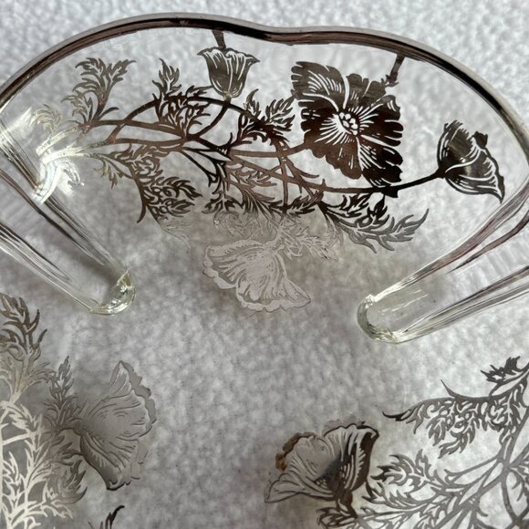 Flanders Poppy Sterling Silver on Clear Glass 3-Handled Dish - Picture 13 of 15